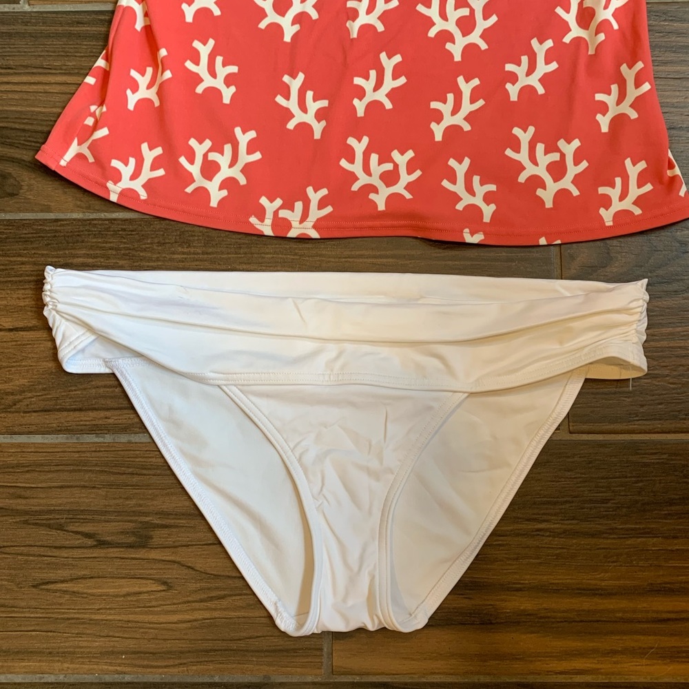 Victoria’s Secret swim bottom size M